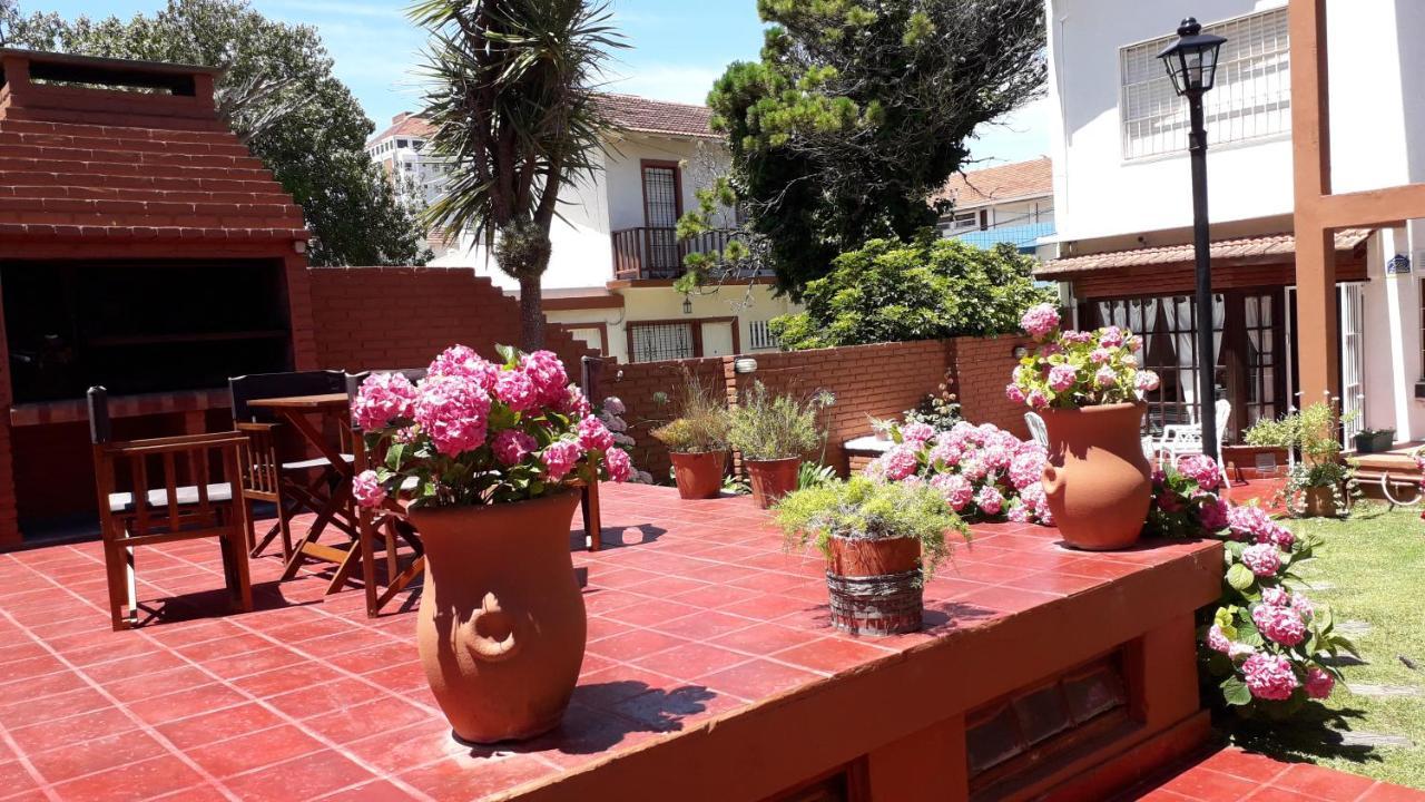 Posada De La Villa Villa Gesell Exterior foto